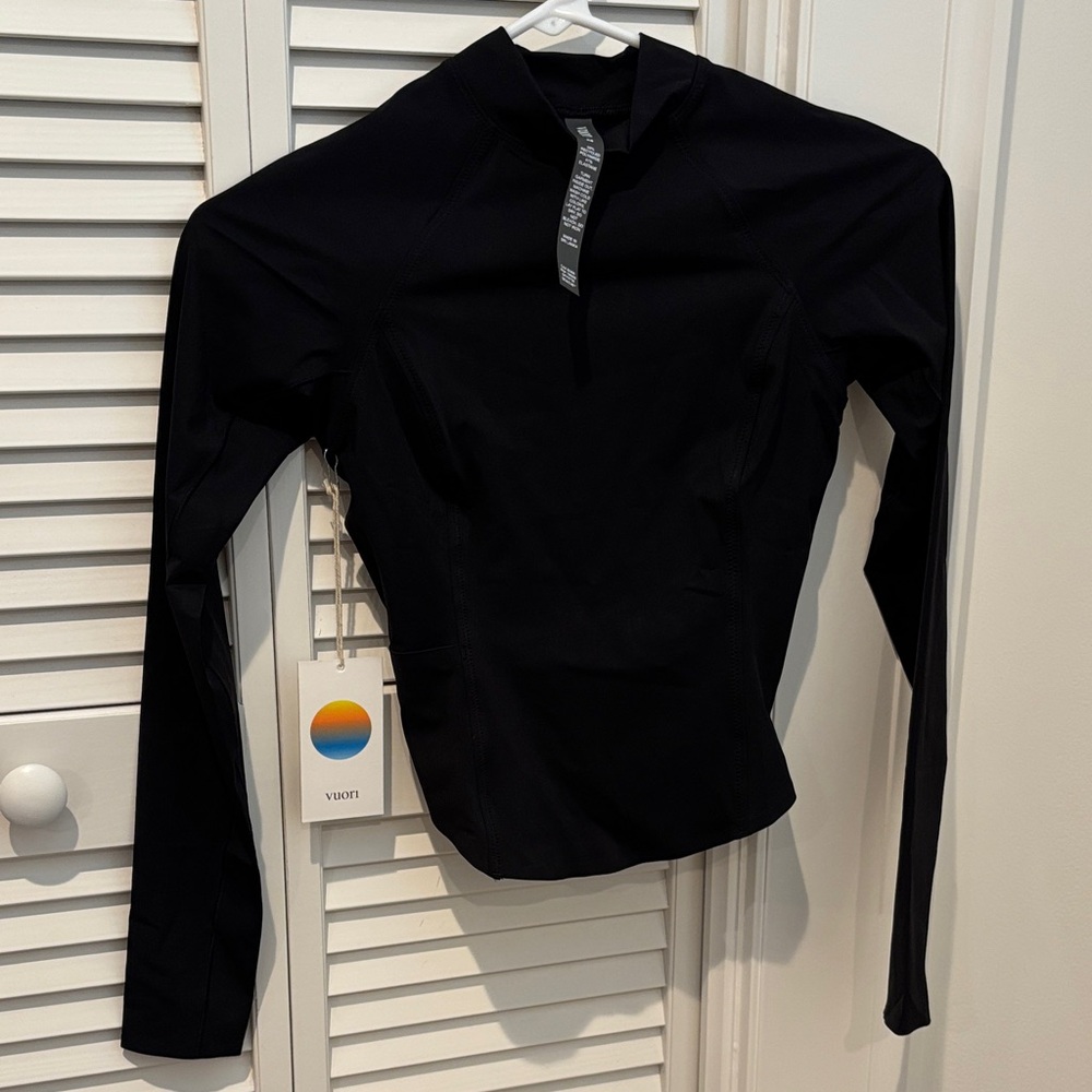 Vuori Black L/S Rashguard Women's Top